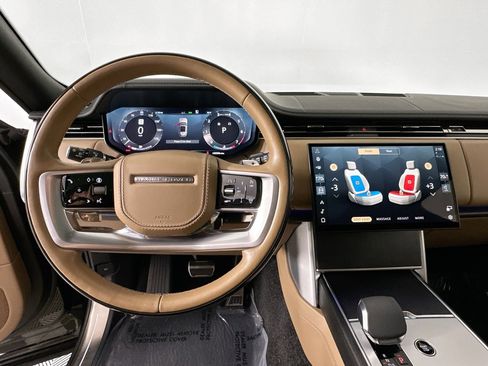Certified 2024 Land Rover Range Rover SE AWD/4WD image 11