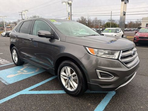 Used 2015 Ford Edge SEL w/ Equipment Group 201A image 3