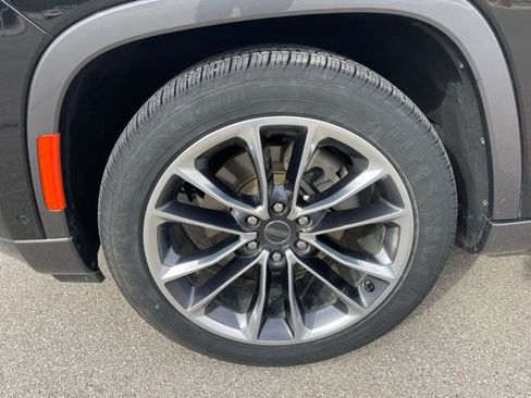 Used 2022 Jeep Wagoneer Series II w/ Convenience Group I image 10