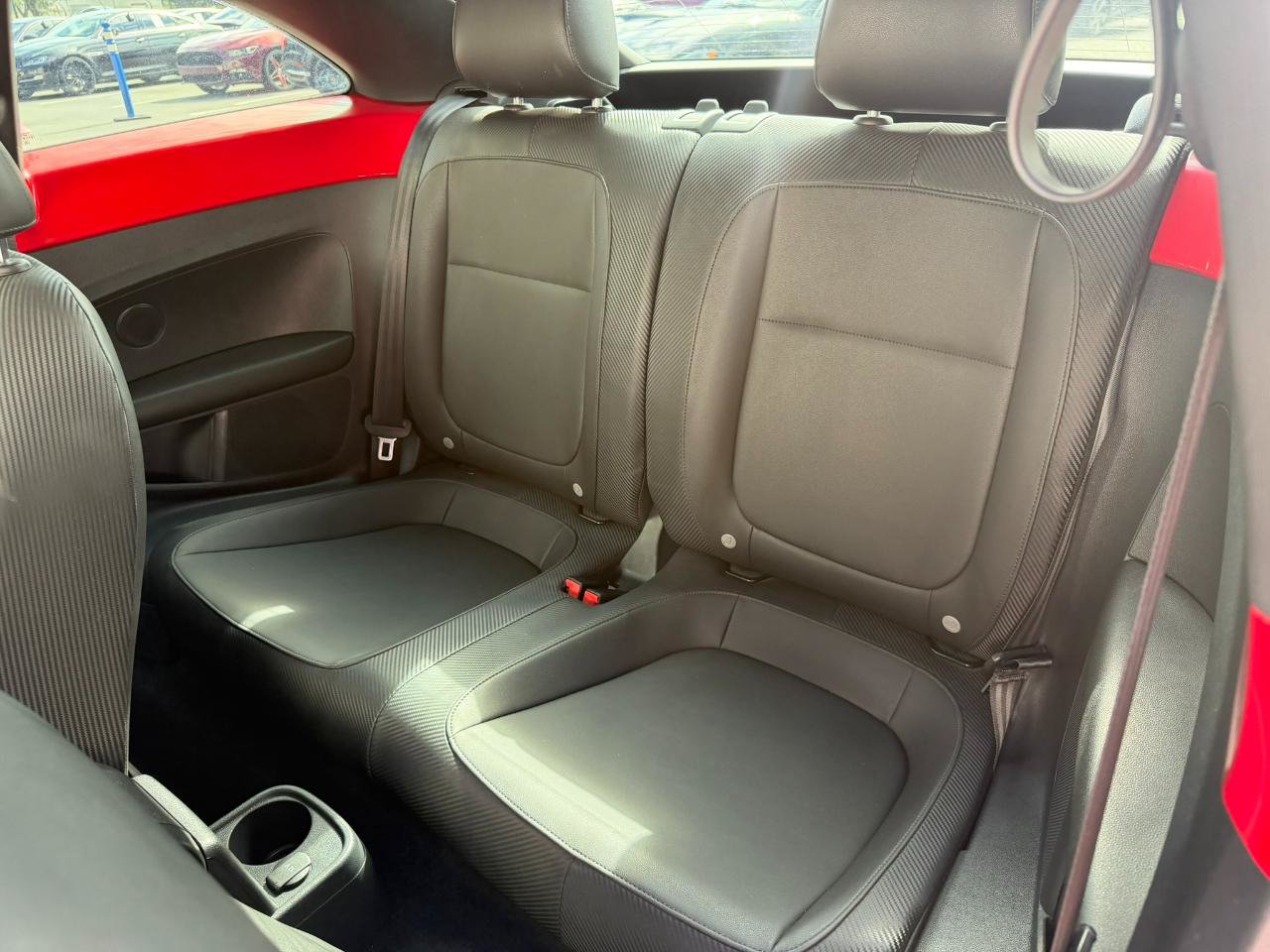 Used 2014 Volkswagen Beetle TDI FWD image 34
