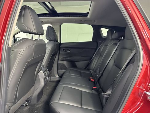 Certified 2025 Nissan Murano SL w/ Cargo Package AWD/4WD image 25