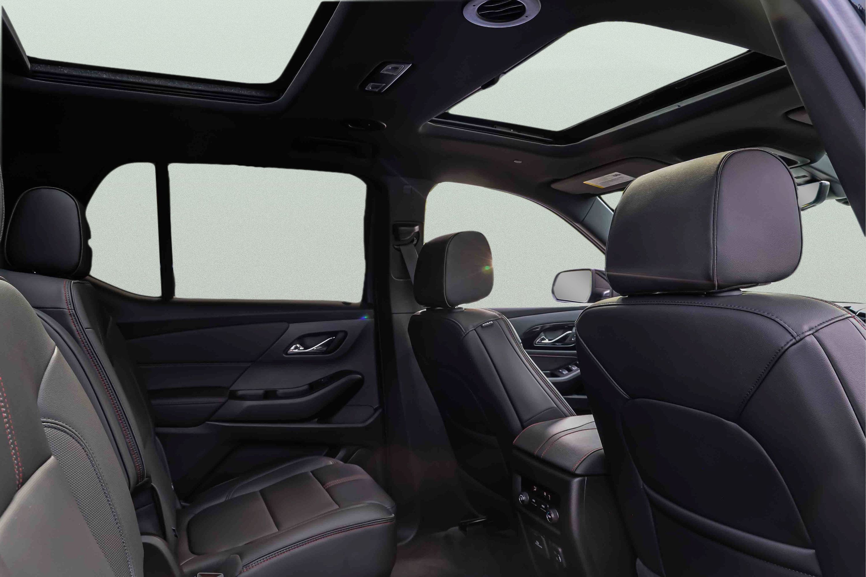 Used 2024 Chevrolet Traverse RS w/ LPO, Floor Liner Package AWD/4WD image 25
