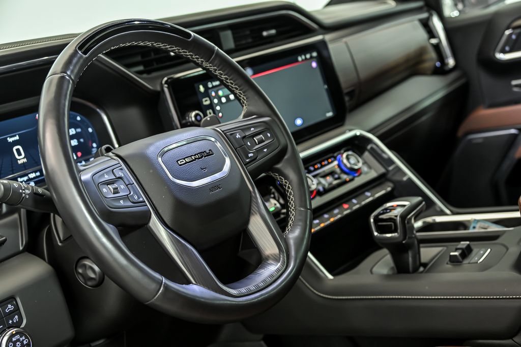 Certified 2025 GMC Sierra 1500 Denali Ultimate AWD/4WD image 17