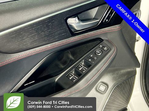 Used 2025 Acura MDX Type S AWD/4WD image 12
