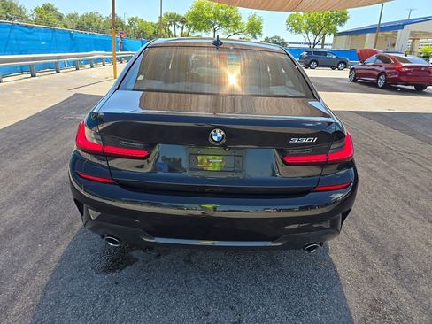 Used 2019 BMW 330i Sedan w/ M Sport Package RWD image 7