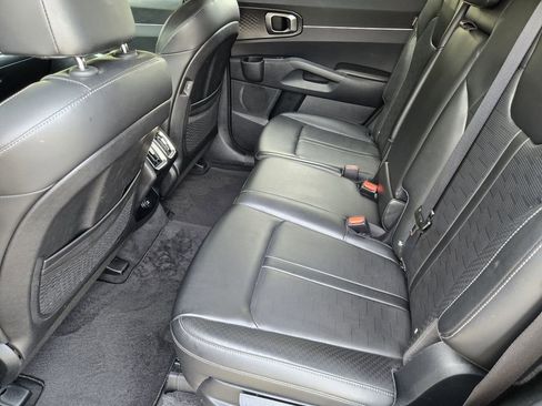 Used 2024 Kia Sorento S AWD/4WD image 18