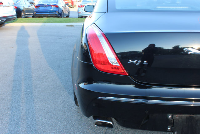 Used 2012 Jaguar XJ L RWD image 40