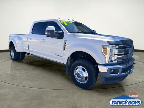 Used 2018 Ford F350 Lariat w/ Lariat Ultimate Package image 4