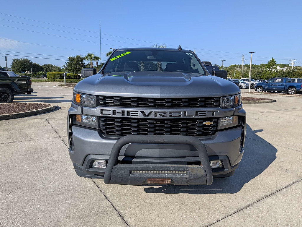 Used 2019 Chevrolet Silverado 1500 Custom w/ Custom Value Package AWD/4WD image 8