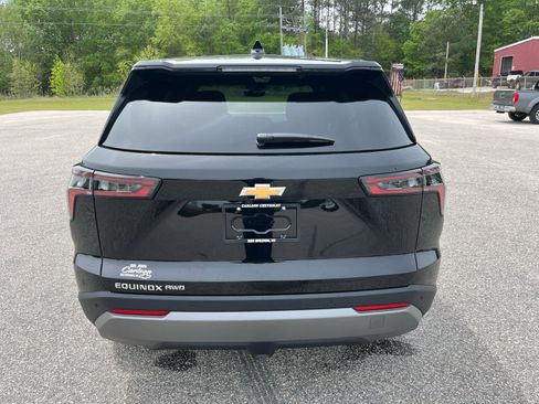 New 2026 Chevrolet Equinox LT w/ Safety and Technology Package AWD/4WD image 10
