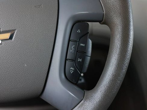 Used 2017 Chevrolet Traverse LS AWD/4WD image 29