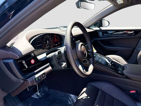 New 2026 Porsche Panamera 4 AWD/4WD image 4