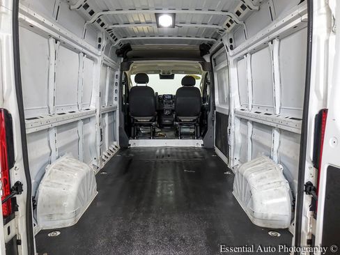 Used 2023 RAM ProMaster 2500 FWD image 16