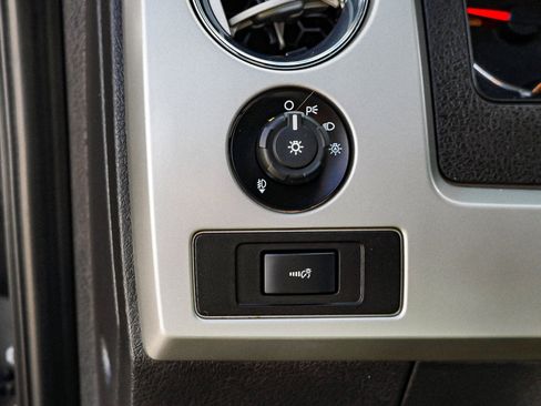 Used 2014 Ford F150 FX4 w/ Equipment Group 402A Luxury image 18