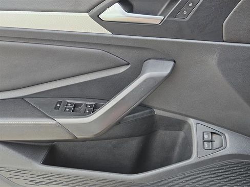 Used 2023 Volkswagen Jetta Sport image 16