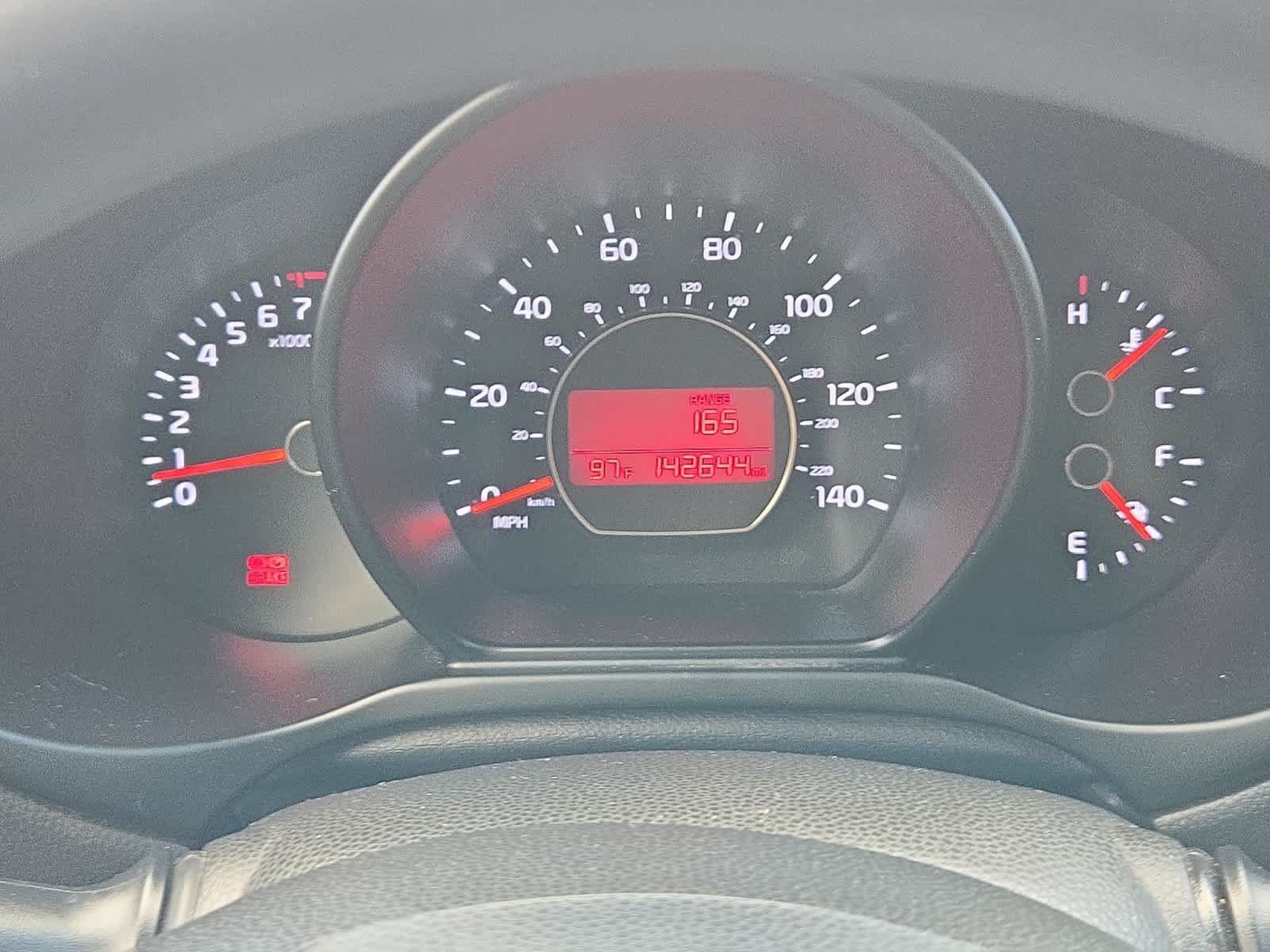 Used 2014 Kia Soul FWD image 31