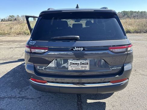 Used 2025 Jeep Grand Cherokee Limited image 33