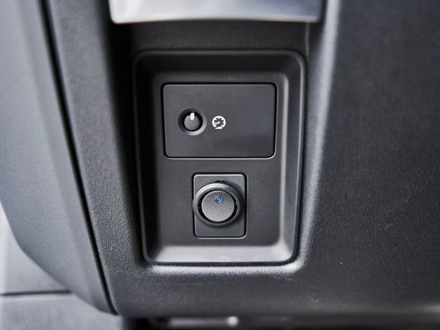 Used 2023 Land Rover Defender 110 X AWD/4WD image 58