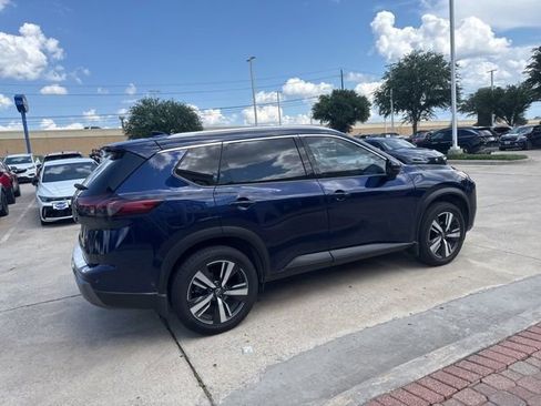 Used 2024 Nissan Rogue SL w/ SL Premium Package FWD image 7
