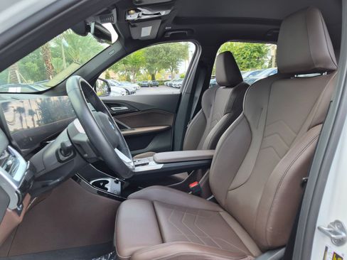 Used 2023 BMW X1 xDrive28i w/ Premium Package AWD/4WD image 5