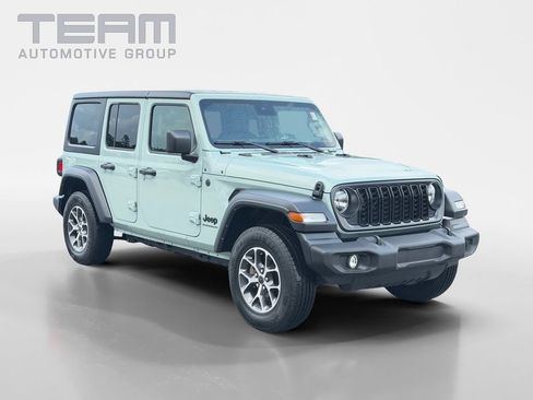 Used 2024 Jeep Wrangler Unlimited Sport AWD/4WD image 1
