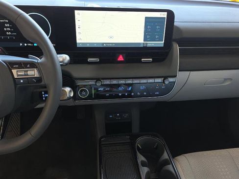 Used 2025 Hyundai Ioniq 5 Limited RWD image 12