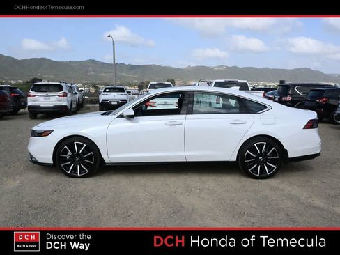 Certified 2023 Honda Accord Touring image 4