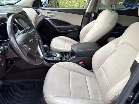 Used 2018 Hyundai Santa Fe Sport w/ 2.0T Ultimate Tech Package 05 AWD/4WD image 9