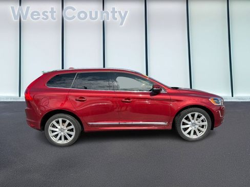 Used 2017 Volvo XC60 T5 Inscription w/ Preferred Option Package image 2