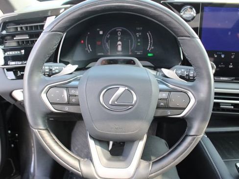 Certified 2024 Lexus RX 350 w/ Convenience Package image 16