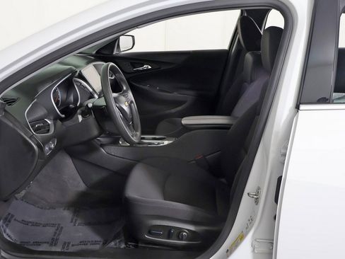 Used 2024 Chevrolet Malibu LT image 22