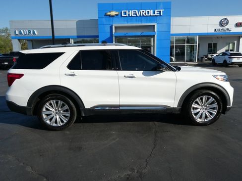 Used 2020 Ford Explorer Limited image 4