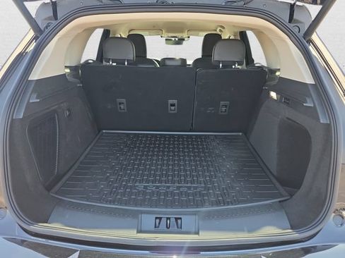 Used 2024 Lincoln Corsair AWD w/ Equipment Group 101A image 12