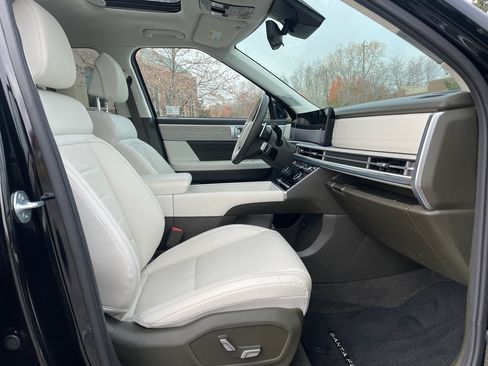 Used 2025 Hyundai Santa Fe Calligraphy image 26