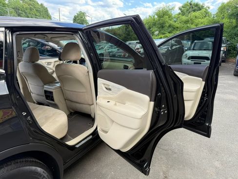 Used 2016 Nissan Murano S w/ Navigation Package AWD/4WD image 14