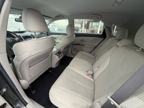 Used 2012 Toyota Venza LE image 10