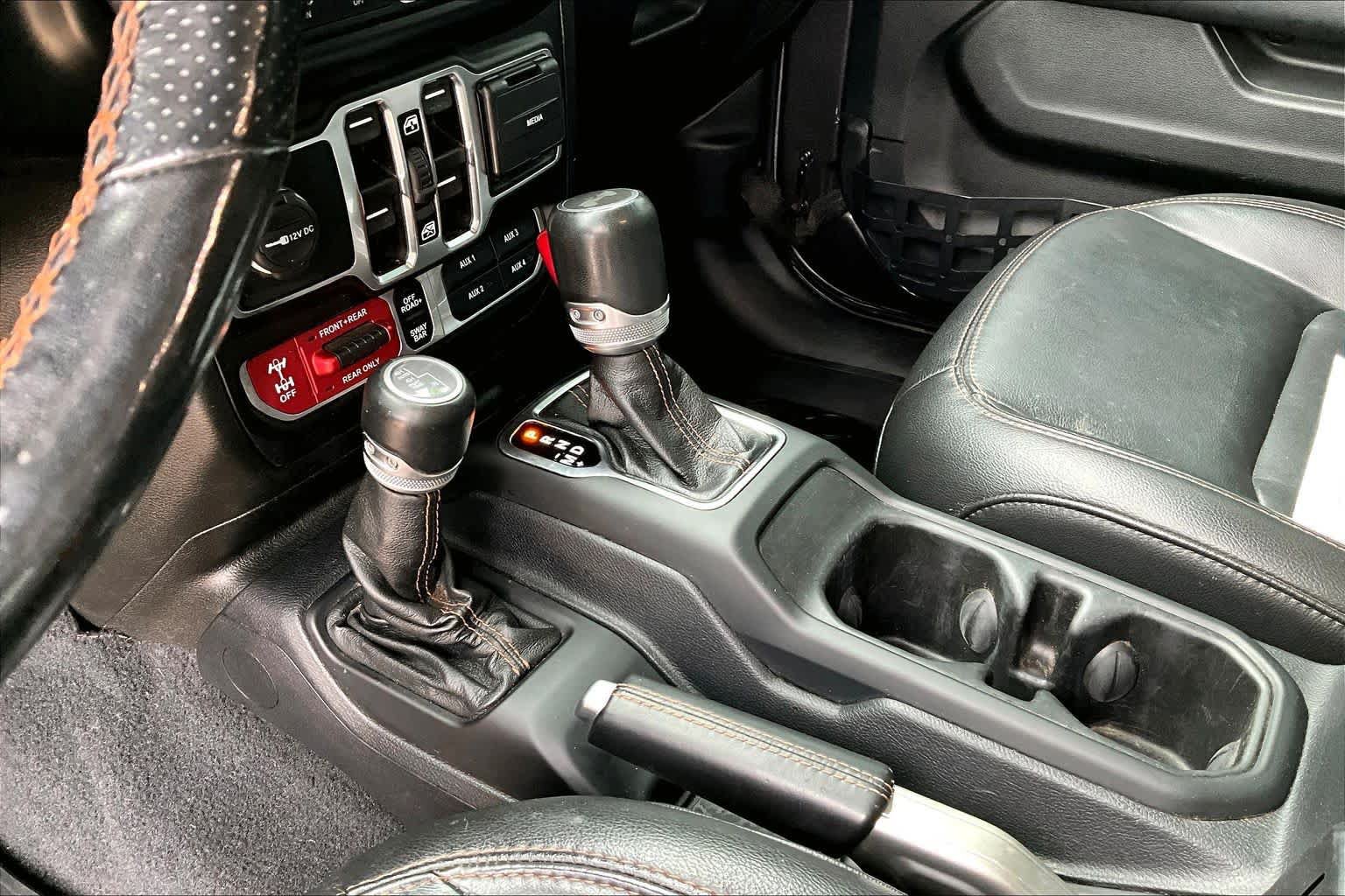 Used 2021 Jeep Wrangler Unlimited Rubicon AWD/4WD image 11