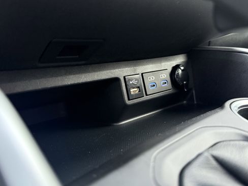 Used 2022 Toyota Highlander XLE image 23