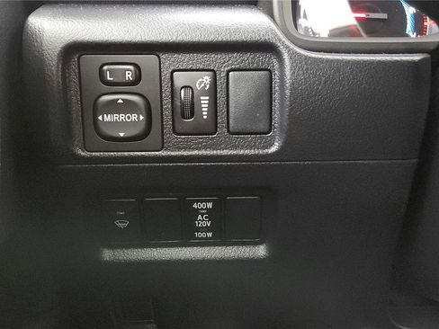 Used 2019 Toyota 4Runner SR5 image 32