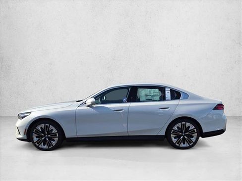 New 2027 BMW 530i xDrive AWD/4WD image 5