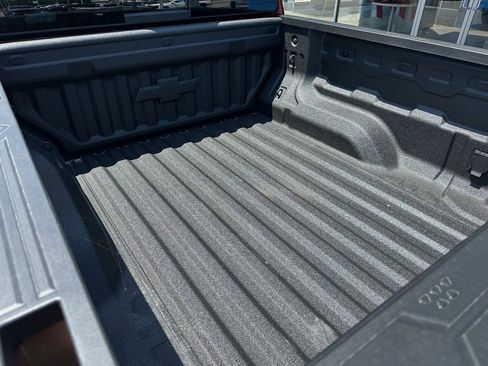 New 2025 Chevrolet Colorado ZR2 w/ Technology Package image 6