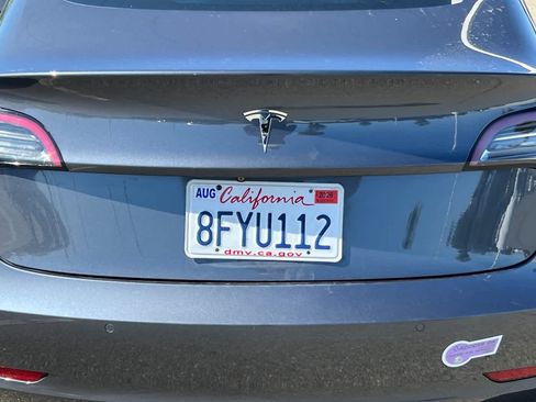 Used 2018 Tesla Model 3 Long Range RWD image 19