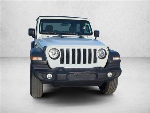 Used 2023 Jeep Wrangler Sport AWD/4WD image 2