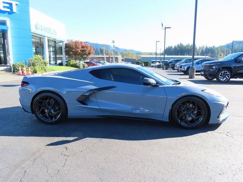 Certified 2024 Chevrolet Corvette Stingray Preferred Cpe w/ Stealth Interior Trim Package image 8