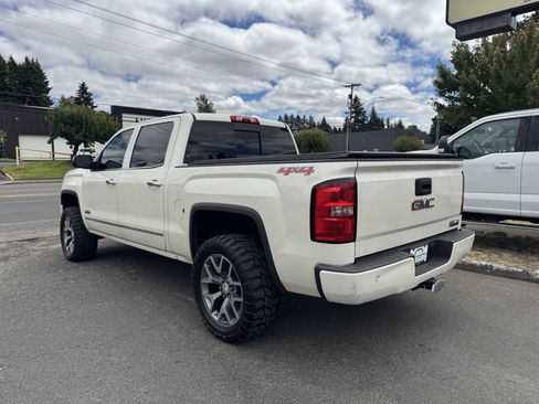 Used 2014 GMC Sierra 1500 SLT AWD/4WD image 4