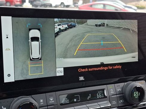 Used 2024 Toyota Grand Highlander Limited image 20