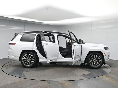 Used 2022 Jeep Grand Cherokee L Summit AWD/4WD image 59