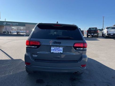 Used 2020 Jeep Grand Cherokee Altitude image 9