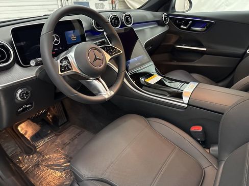 Used 2025 Mercedes-Benz C 300 Sedan image 12
