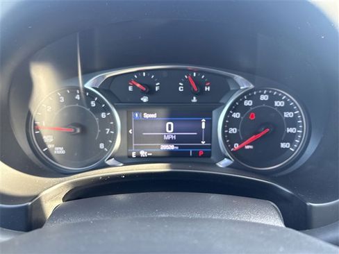 Used 2023 GMC Terrain SLE w/ Driver Convenience Package image 11